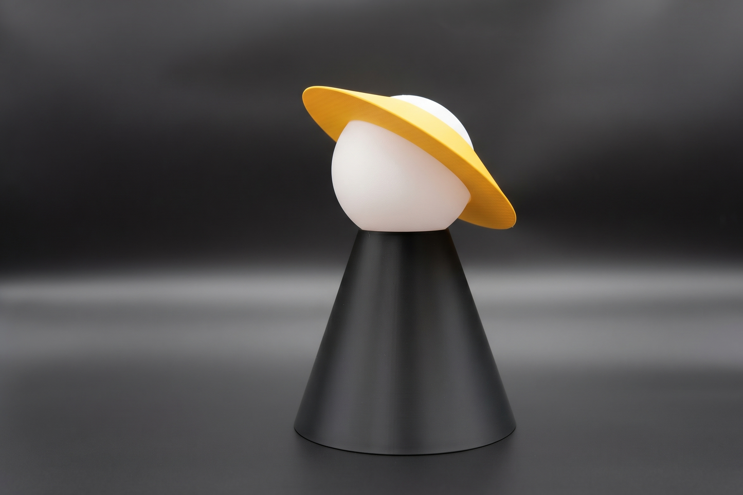 Saturn LED Tischlampe